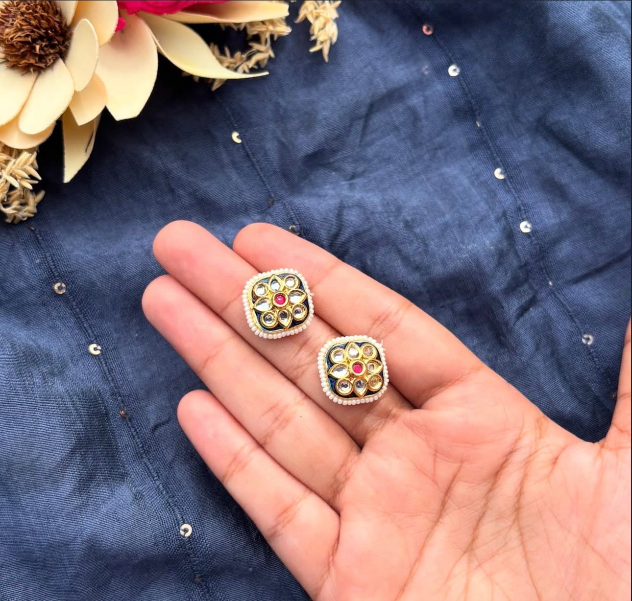 Kundan stud